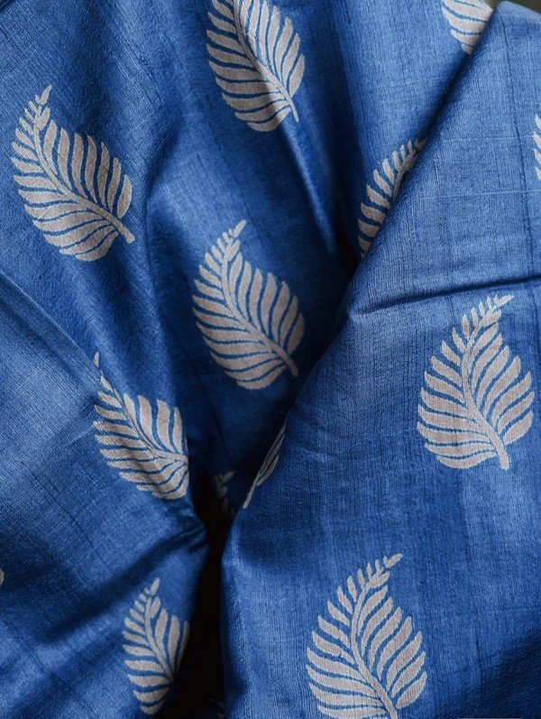 Discharge printing fabric